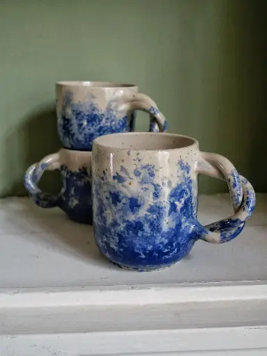 Les Tasses | Big Blue Mountains